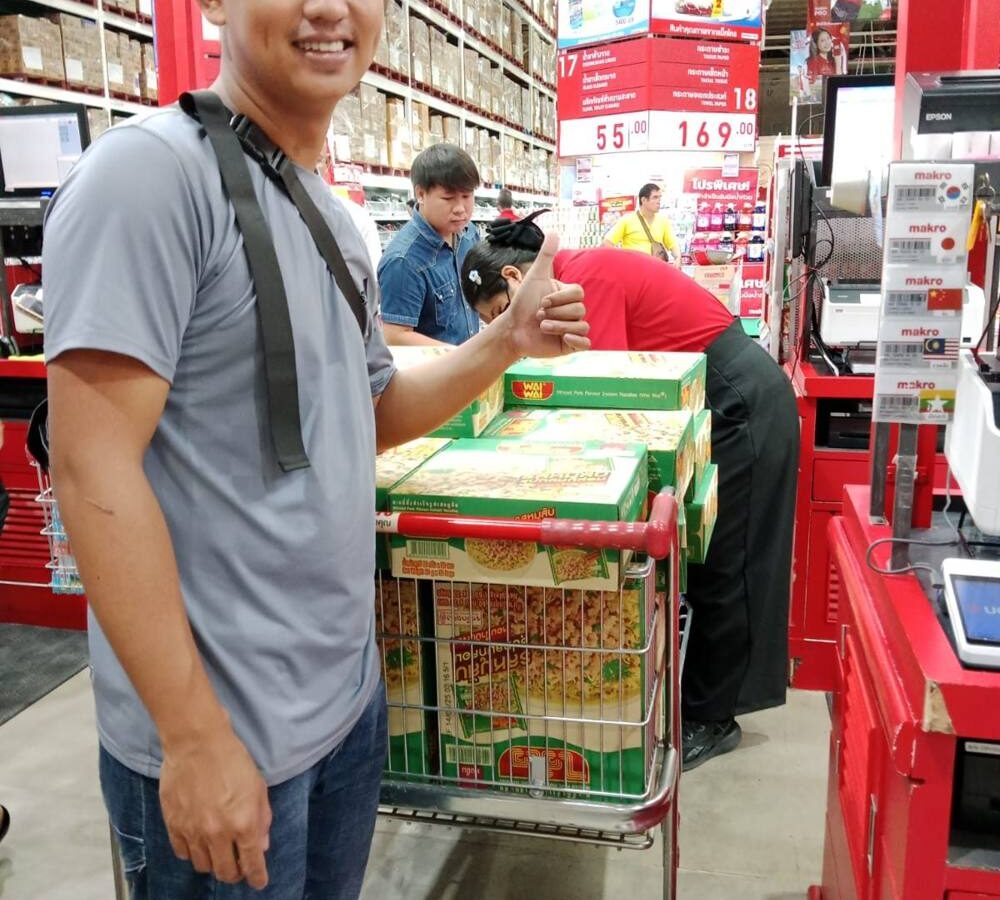 Purchase of Relief Goods Distribution for Refugees in Mae Sot